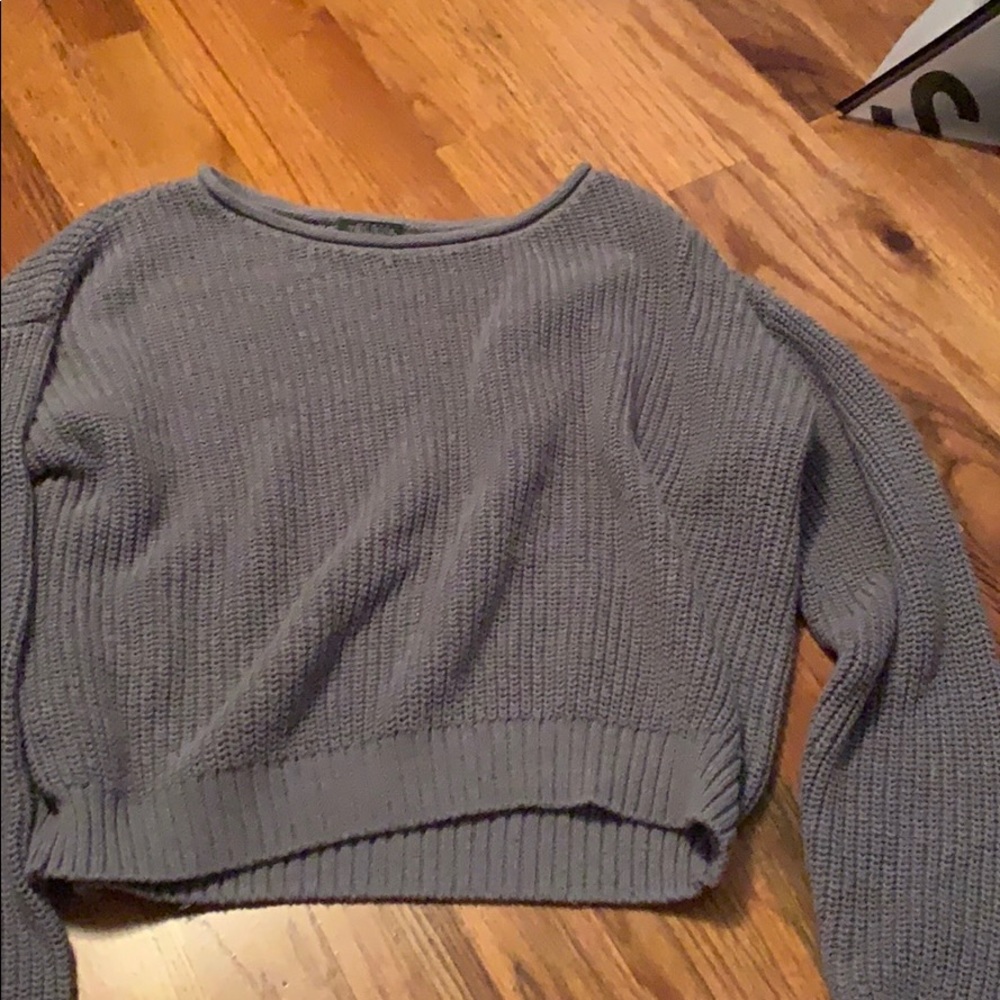 grey sweater